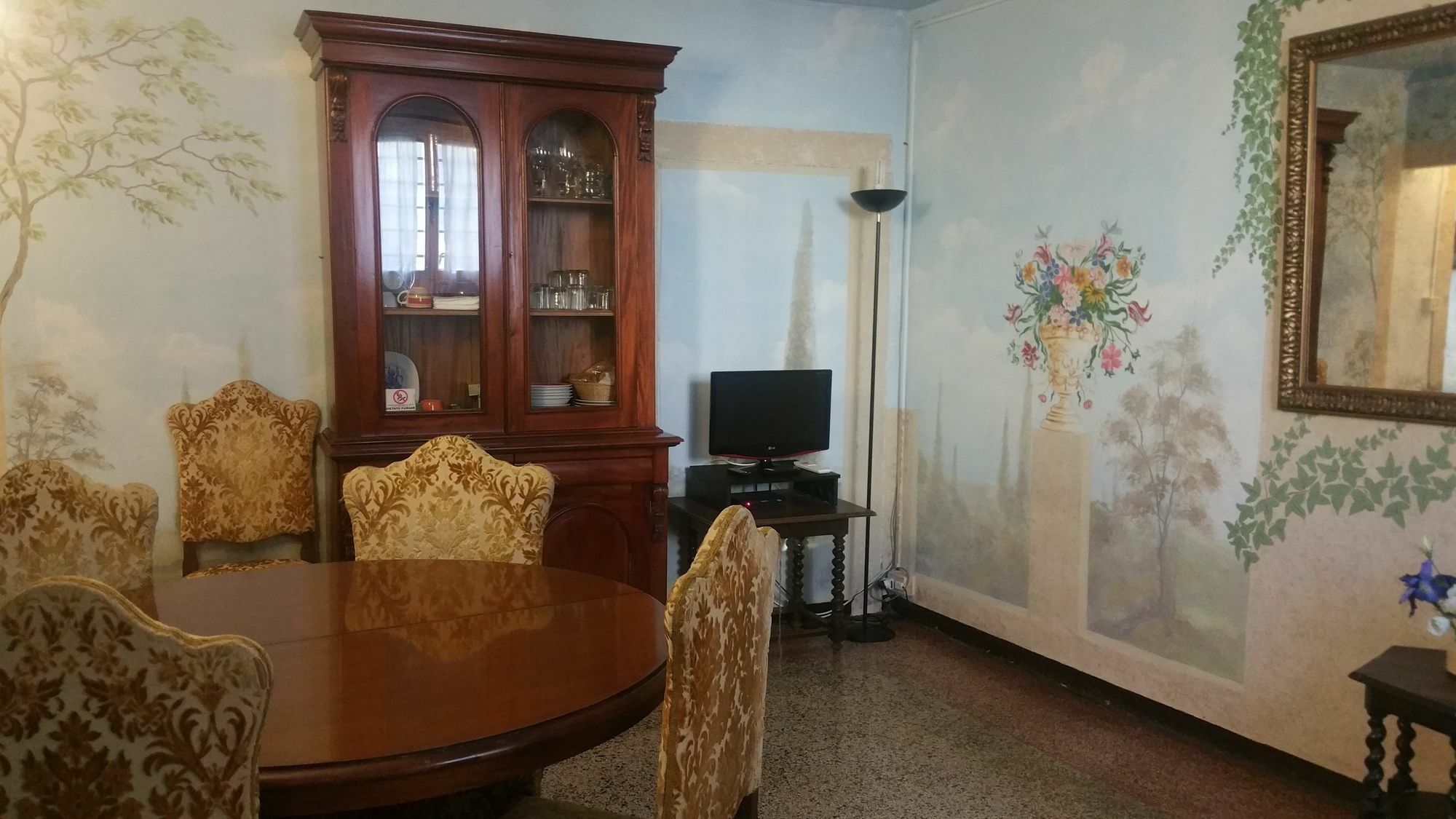 ורונה Palazzo Camozzini Apartments מראה חיצוני תמונה