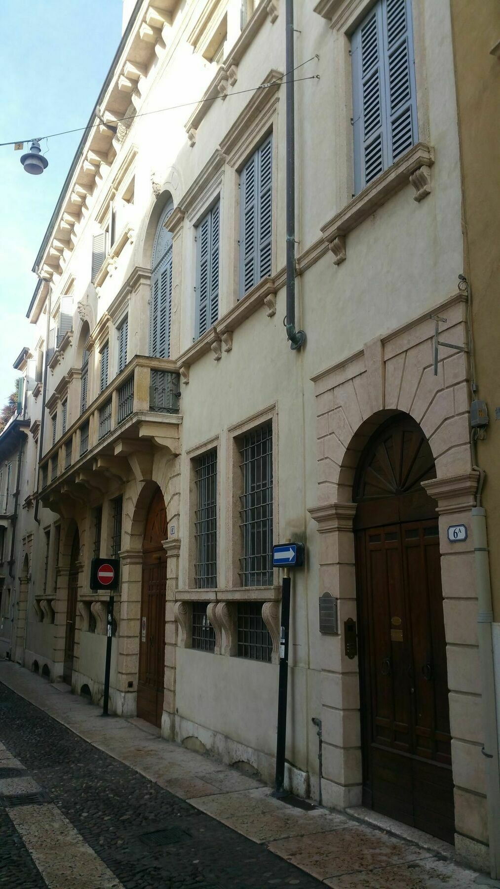 ורונה Palazzo Camozzini Apartments מראה חיצוני תמונה